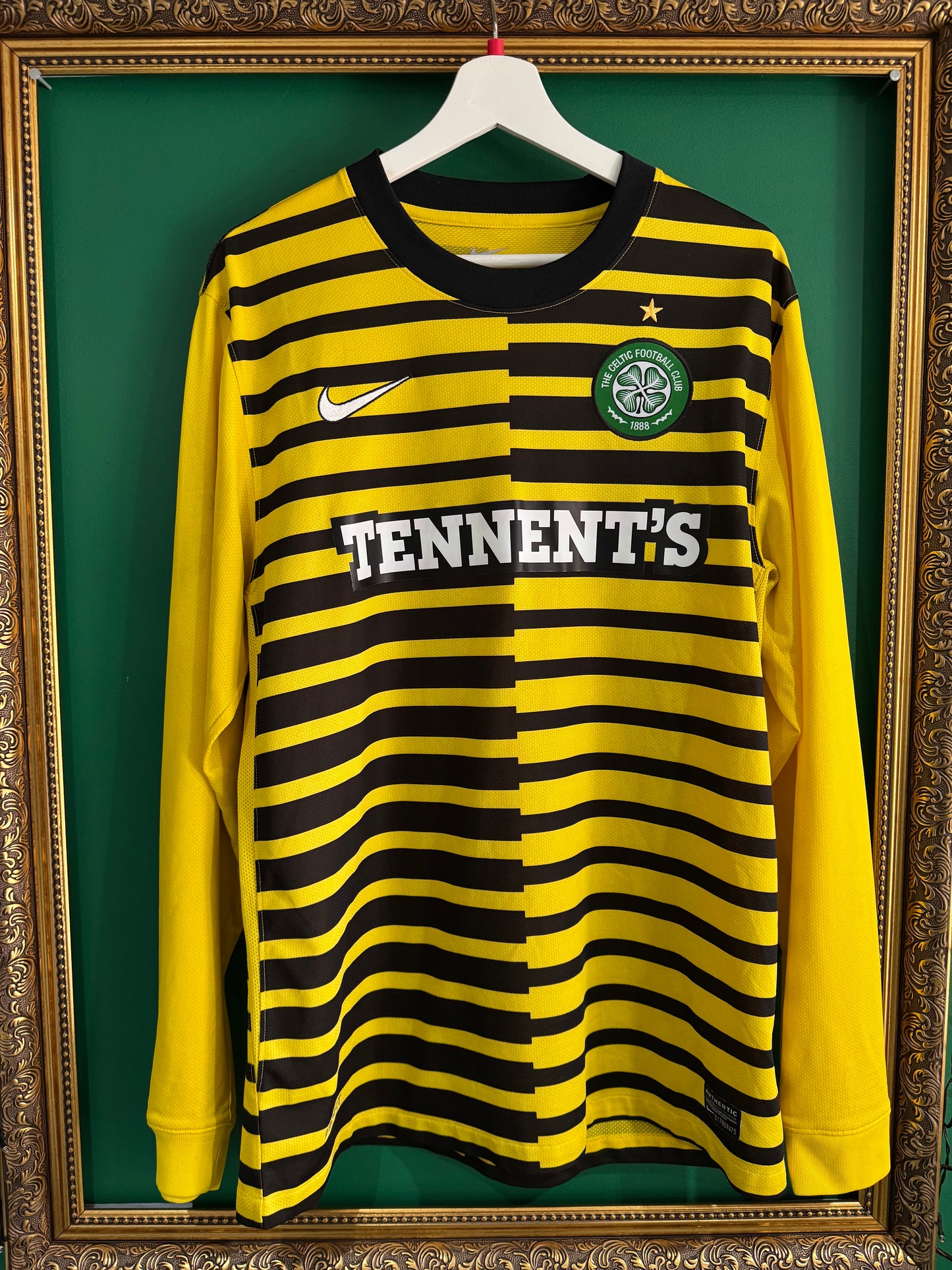 Celtic 2011/12 third large ls Hooper 88