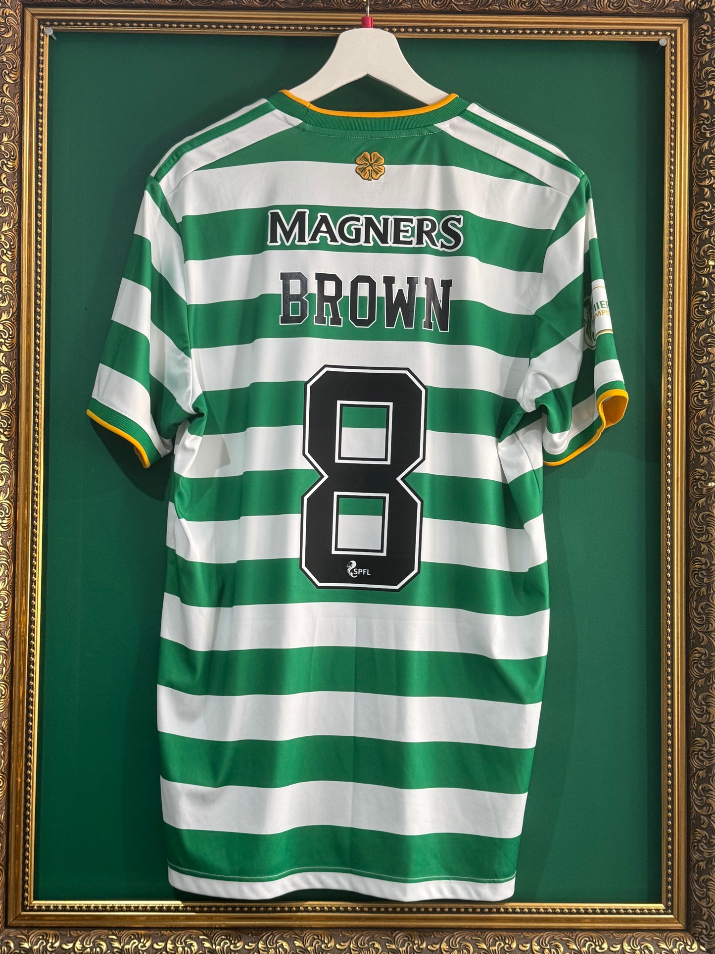 Celtic 2020/21 home shirt large Brown 8