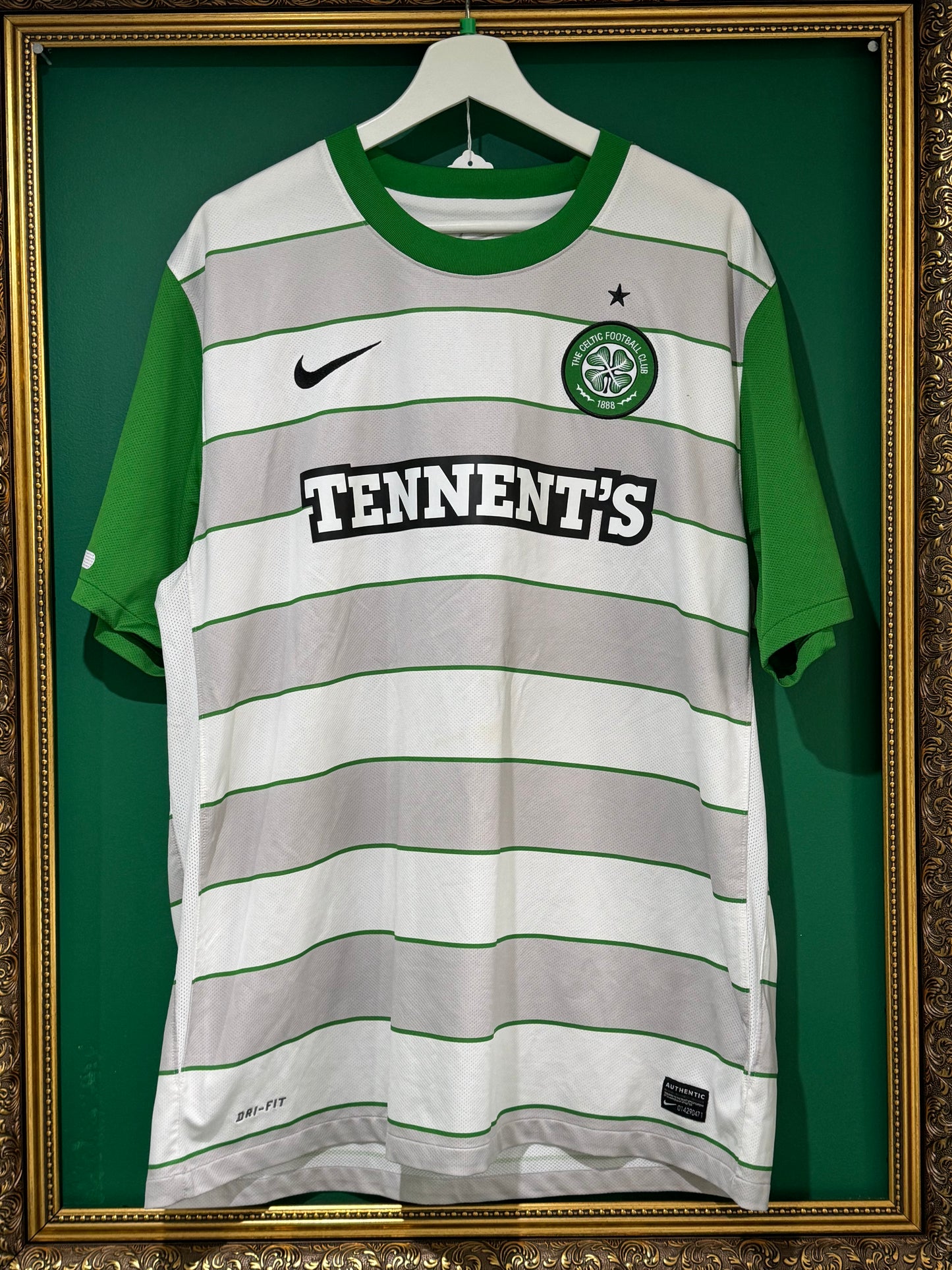 Celtic 2011/12 away xlarge