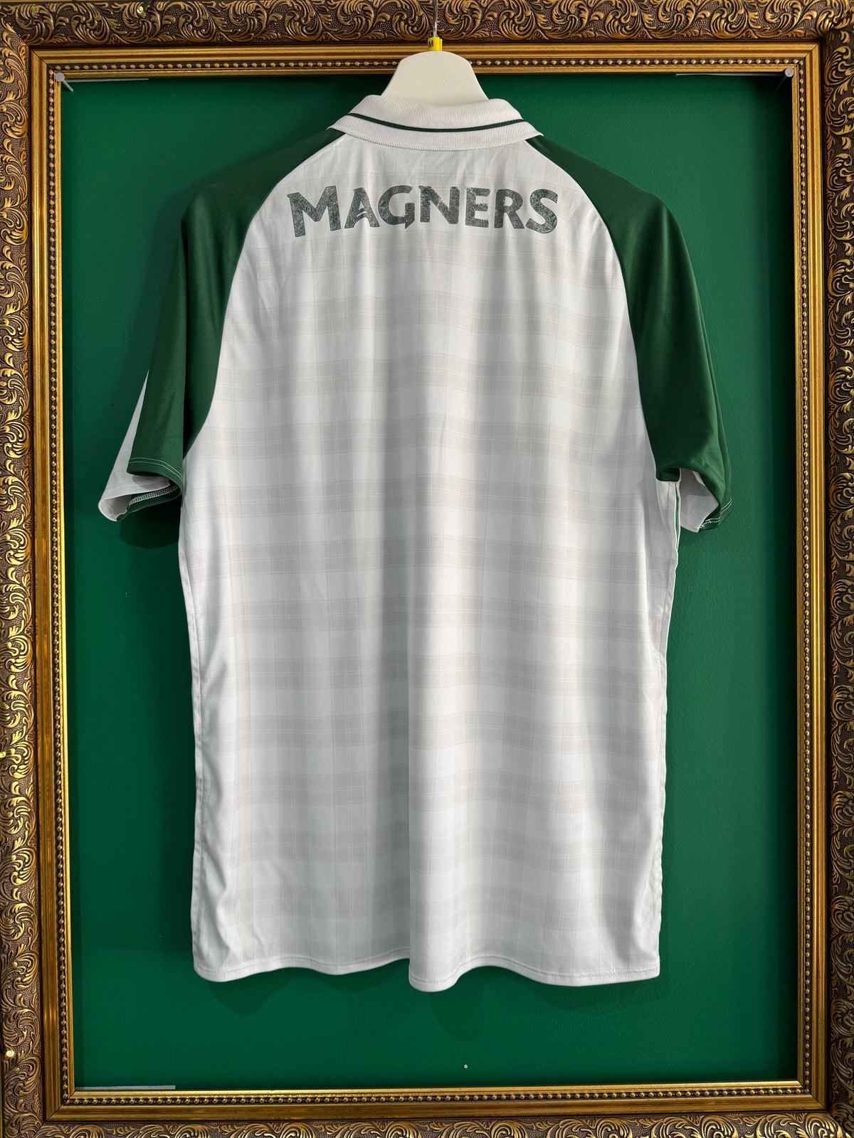 Celtic 2018/19 away shirt medium