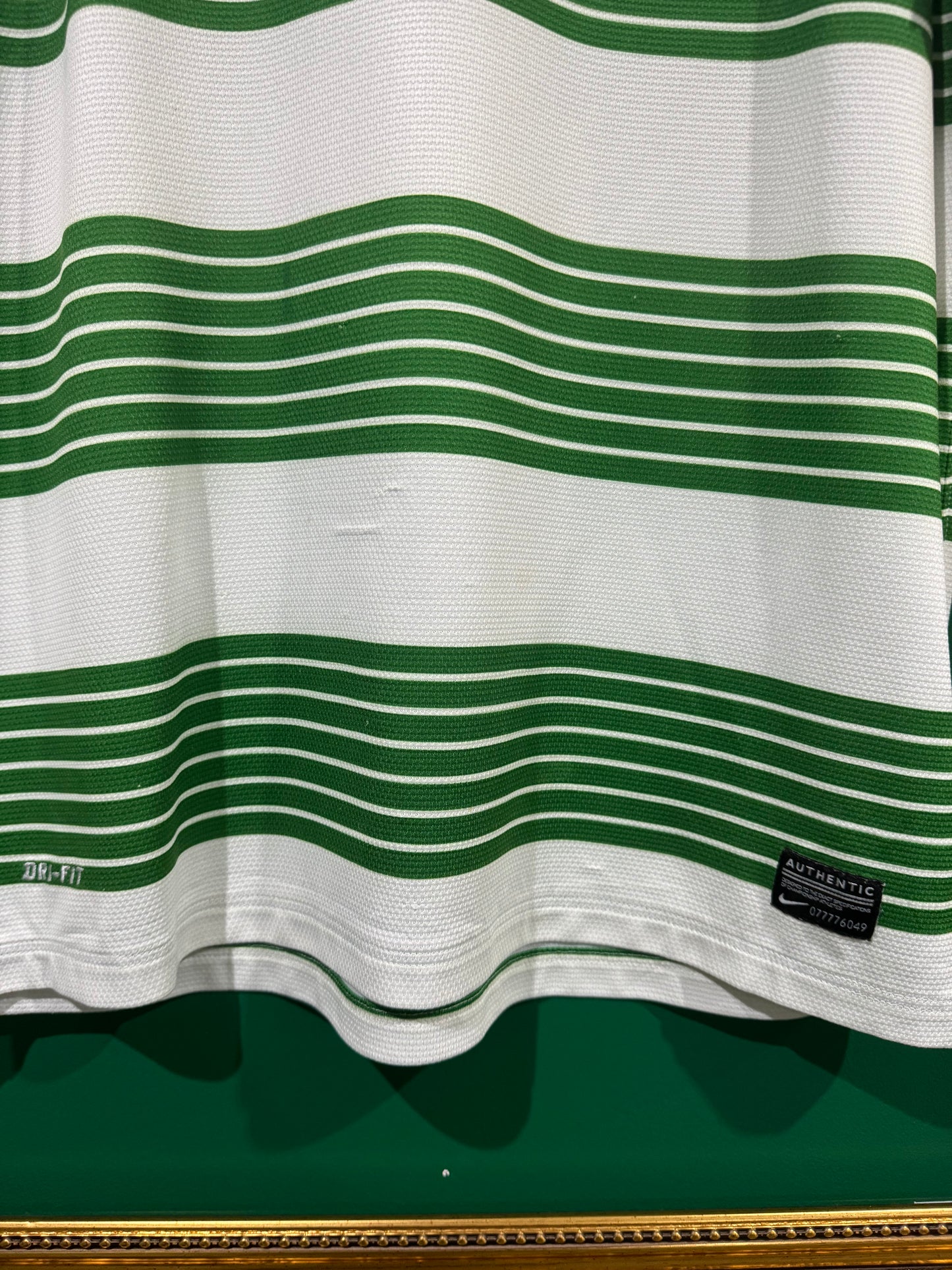 Celtic 2013/14 home shirt large Virgil 5