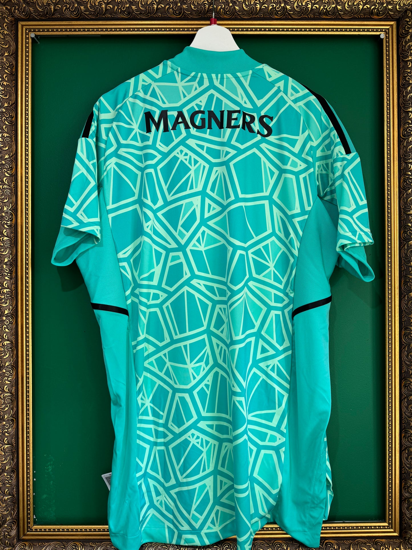 Celtic 2022/23 home goalkeeper large