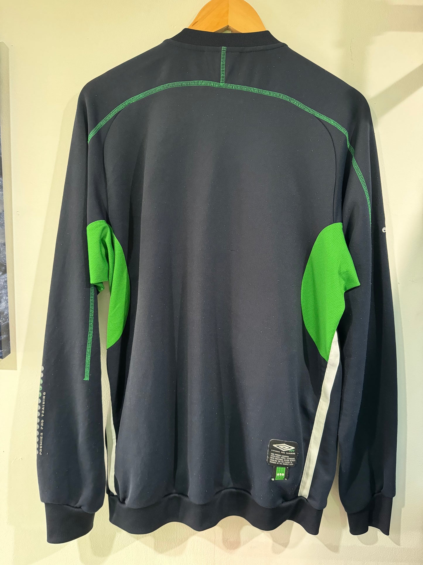 Ireland training zipper large