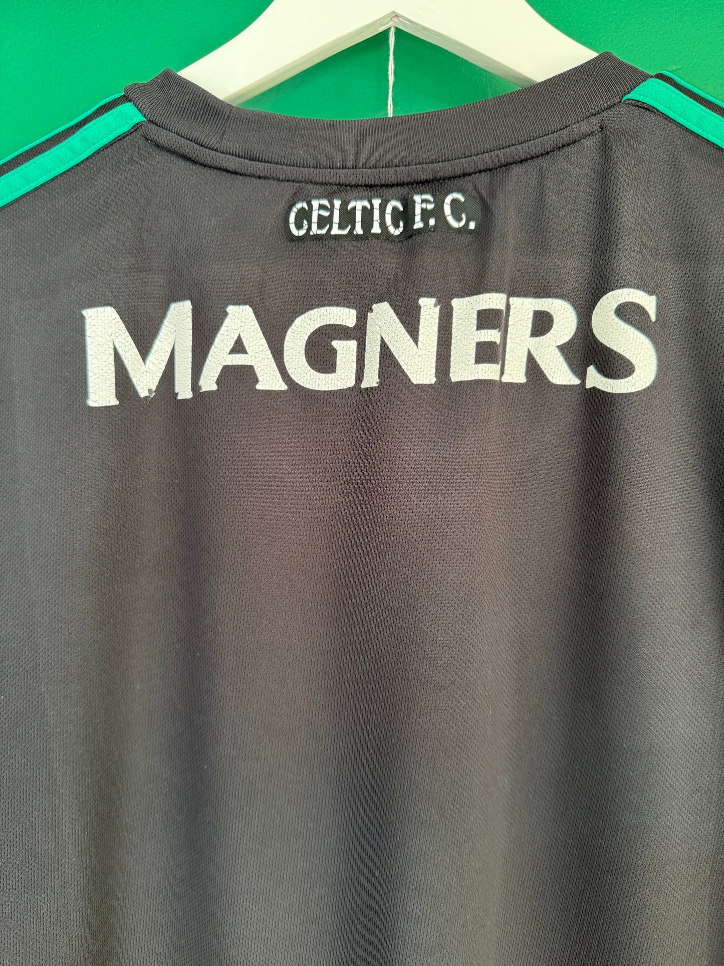 Celtic 2022/23 away large