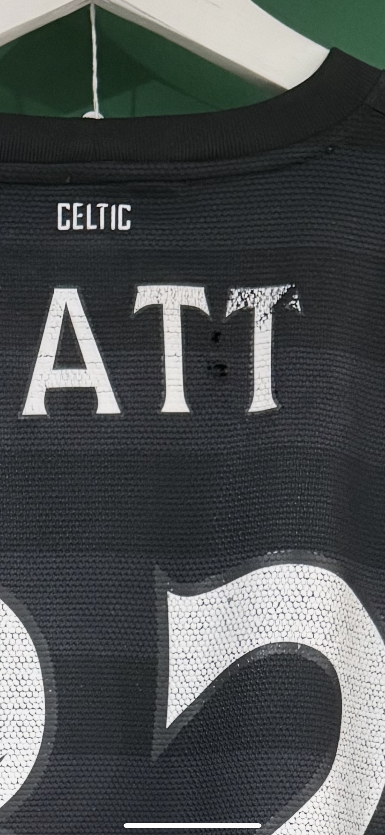 Celtic 2012/13 away shirt large Watt 32